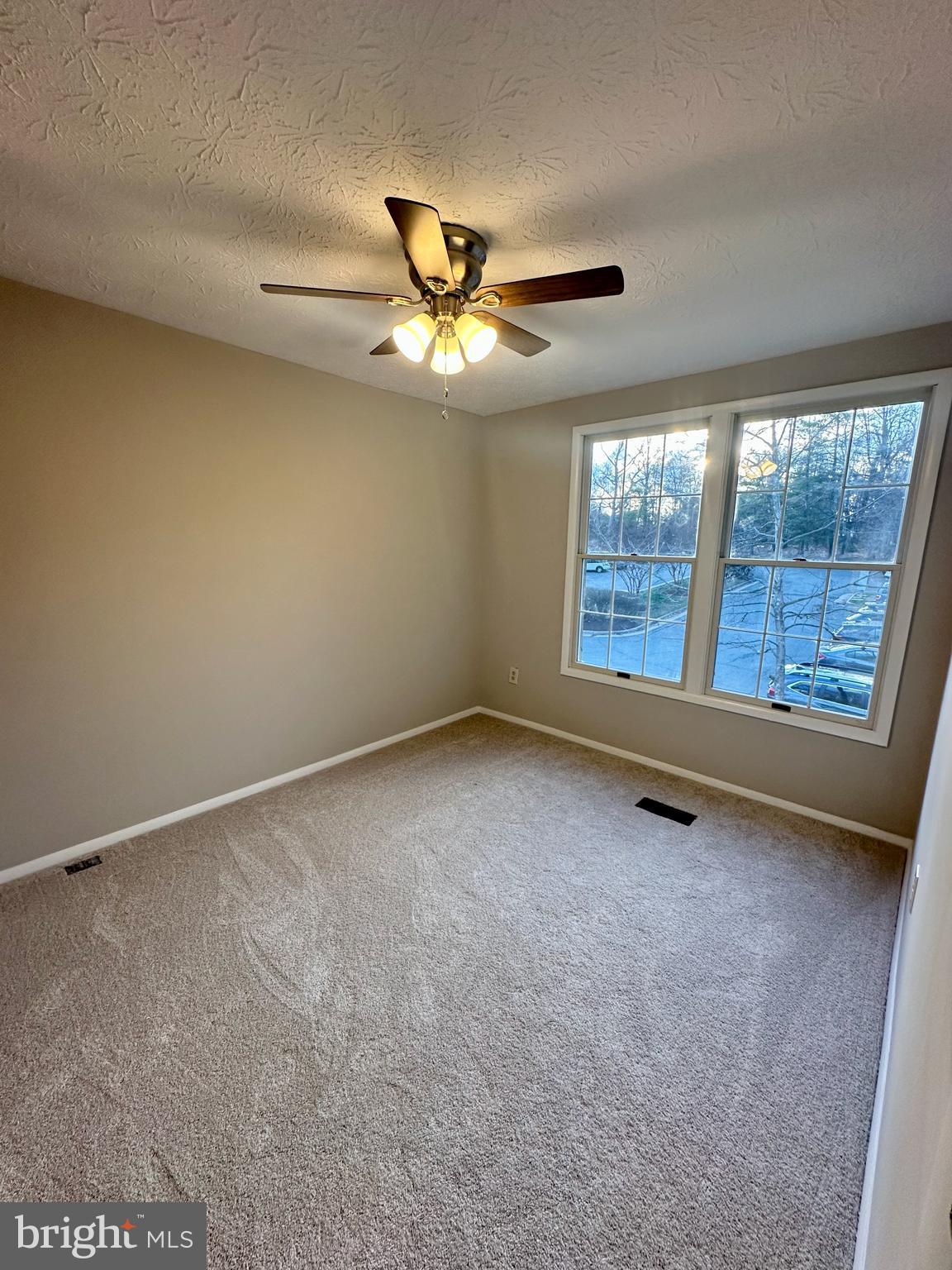 BENNINGTON WOODS - Residential Lease