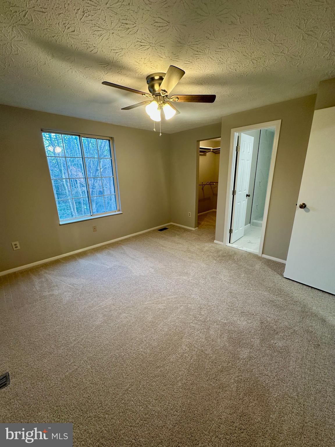 BENNINGTON WOODS - Residential Lease