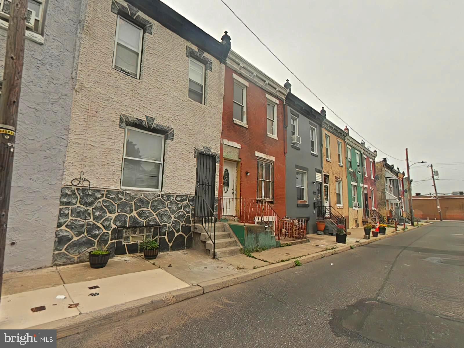 STRAWBERRY MANSION - Residential