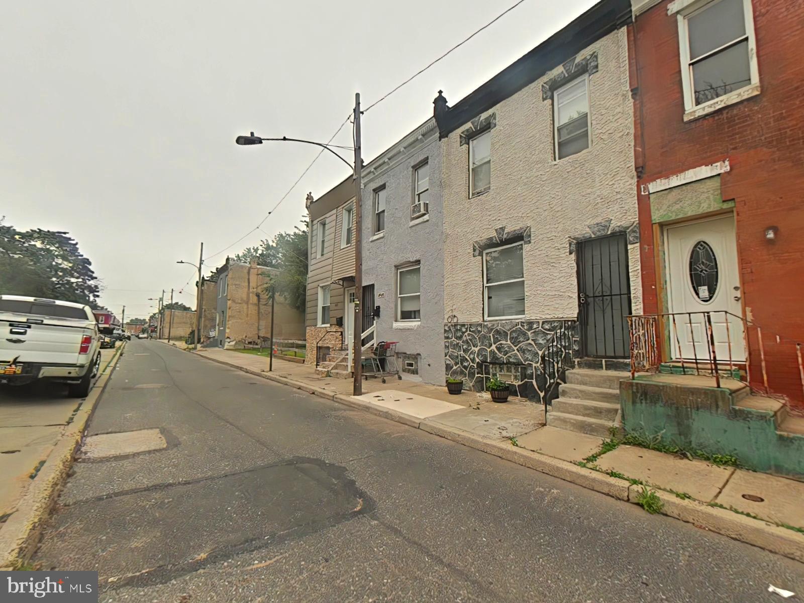 STRAWBERRY MANSION - Residential