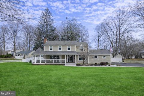 Homes For Sale - 231 Stonehurst Boulevard<br/> FREEHOLD, NJ 07728