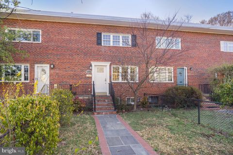 437 EARL STREET ALEXANDRIA VA 22314