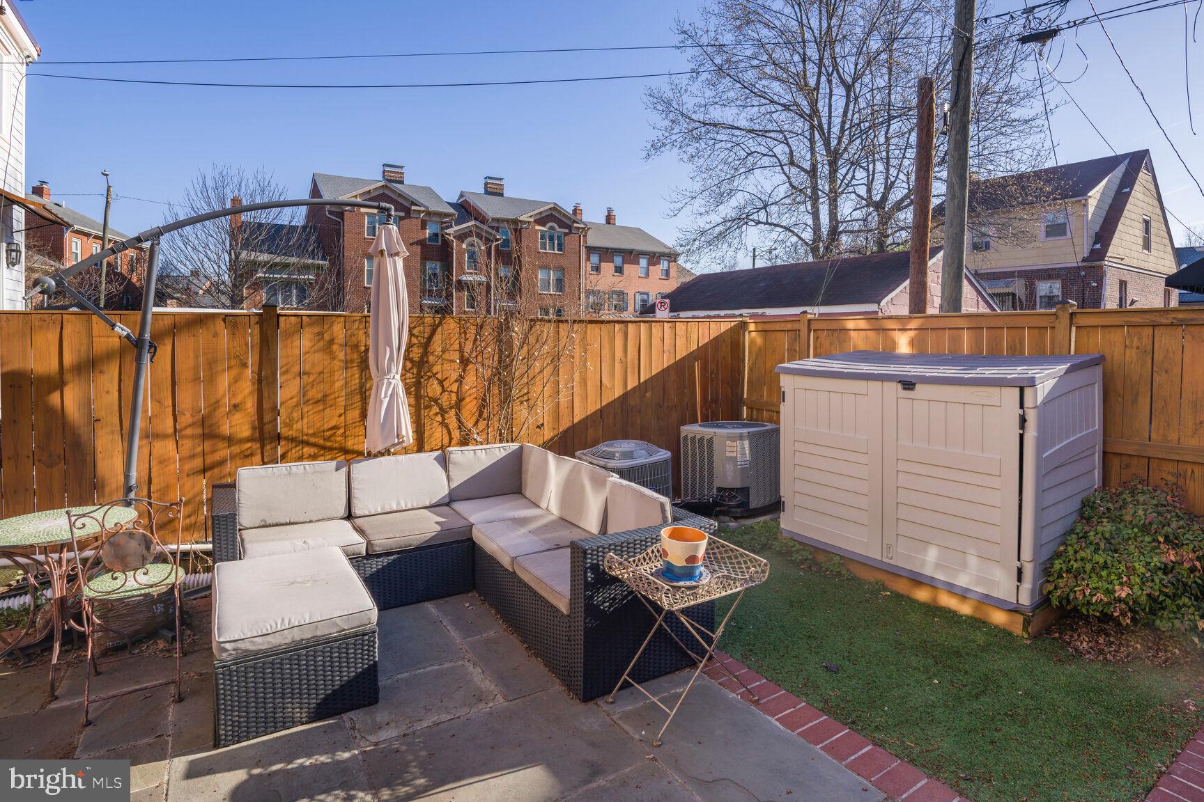 OLD TOWN - Residential