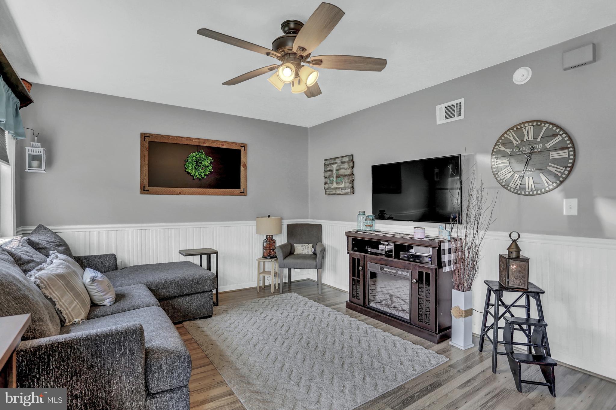 SOUTHWESTERN - Residential