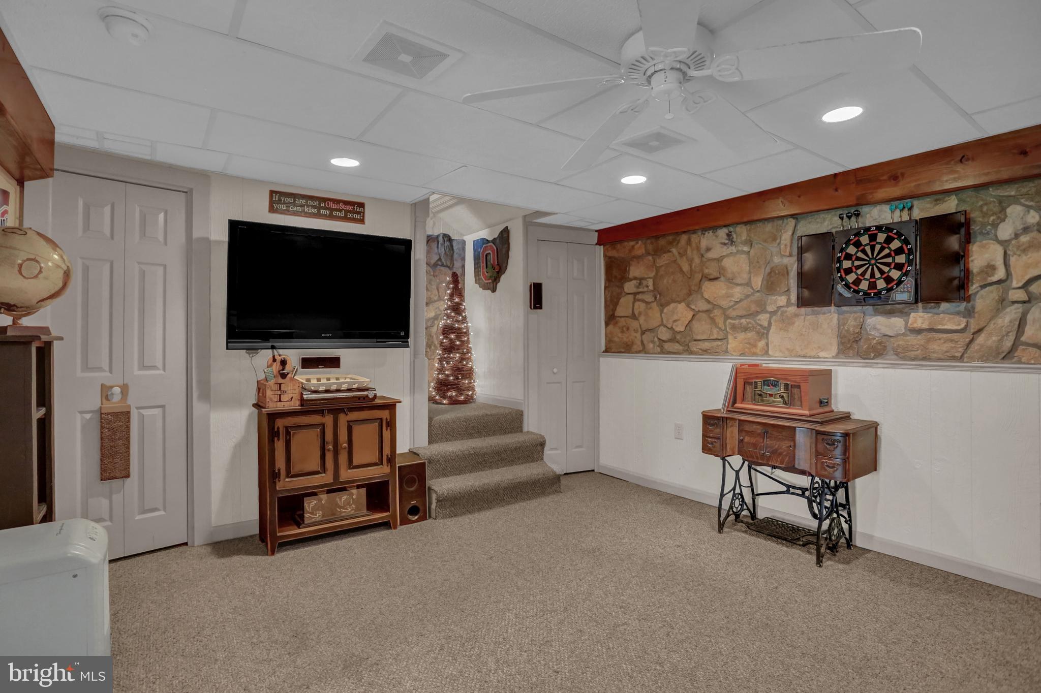 SOUTHWESTERN - Residential