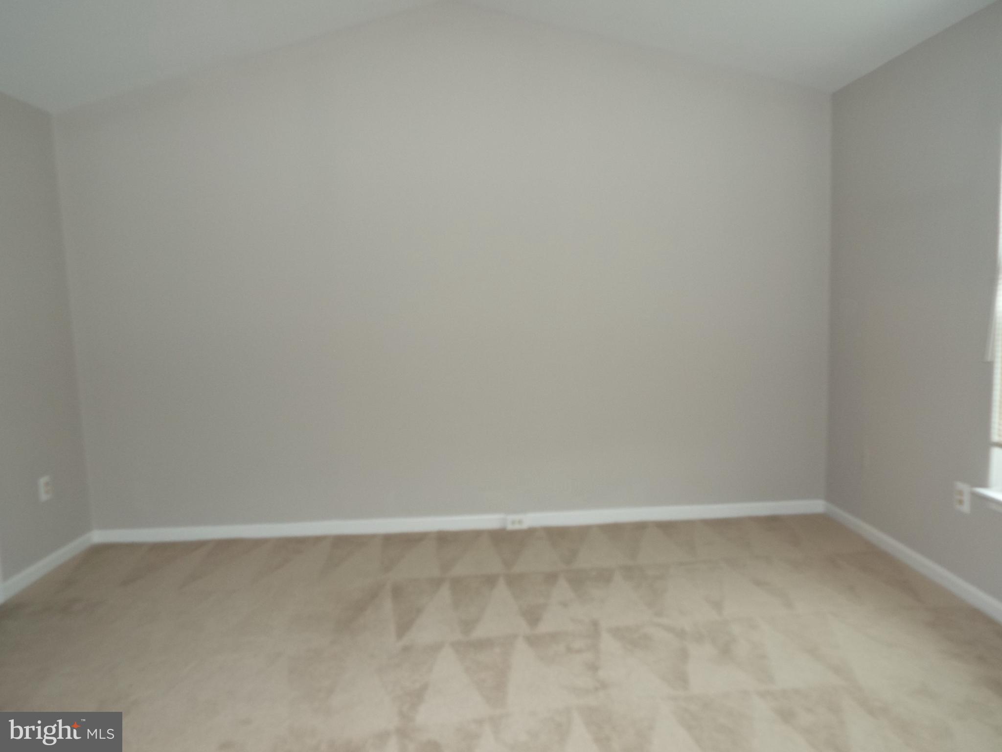 GREAT FALLS CHASE - Residential Lease