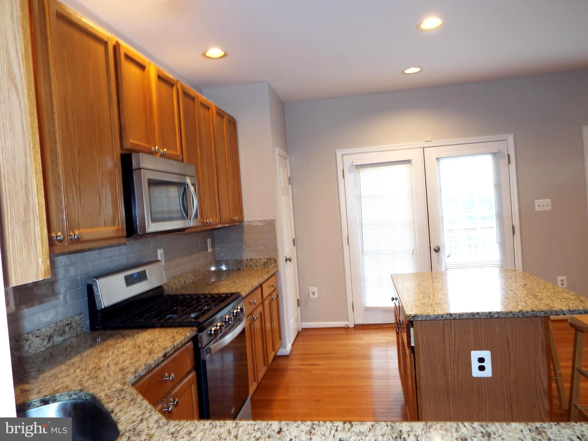 GREAT FALLS CHASE - Residential Lease