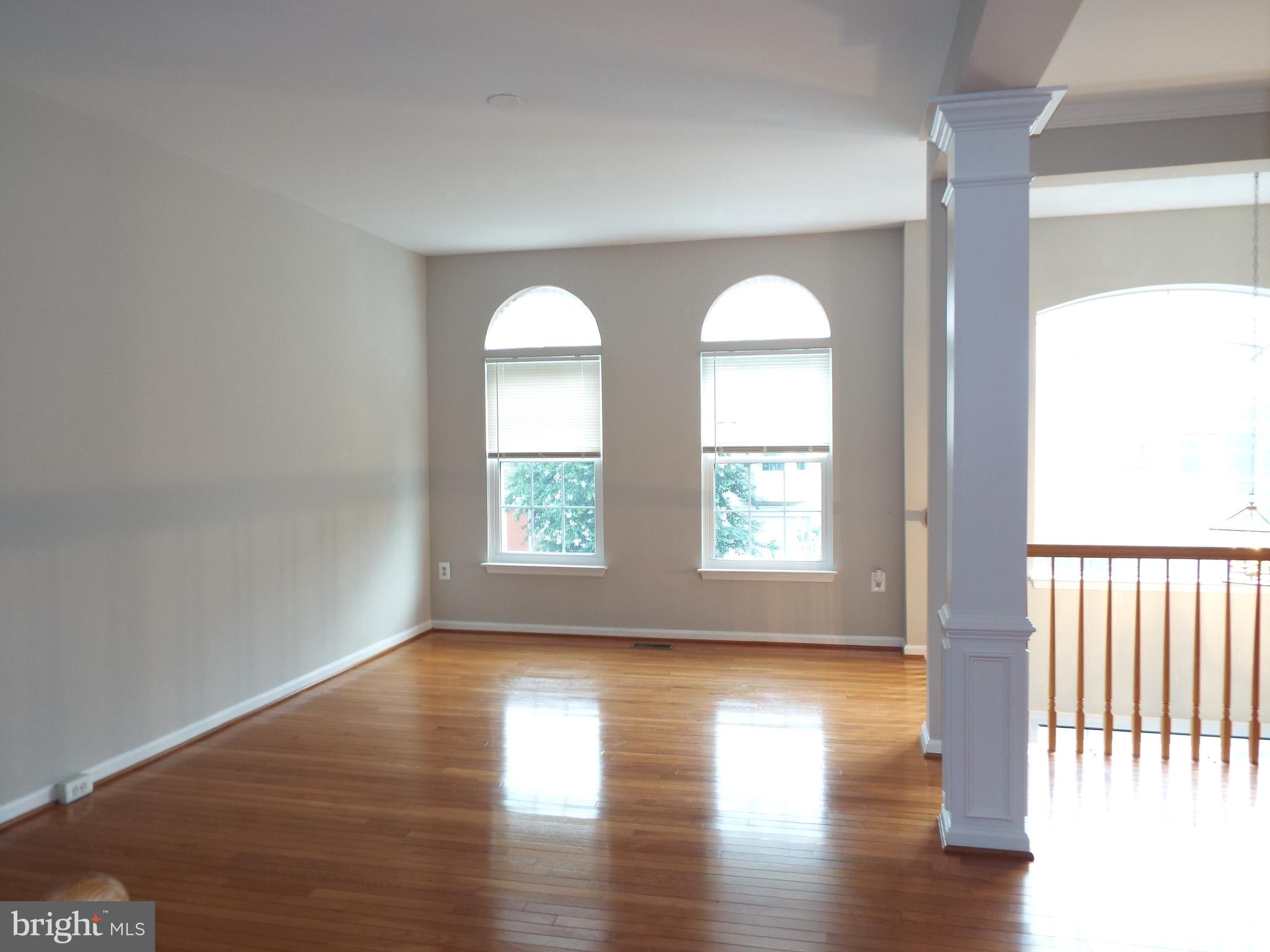 GREAT FALLS CHASE - Residential Lease