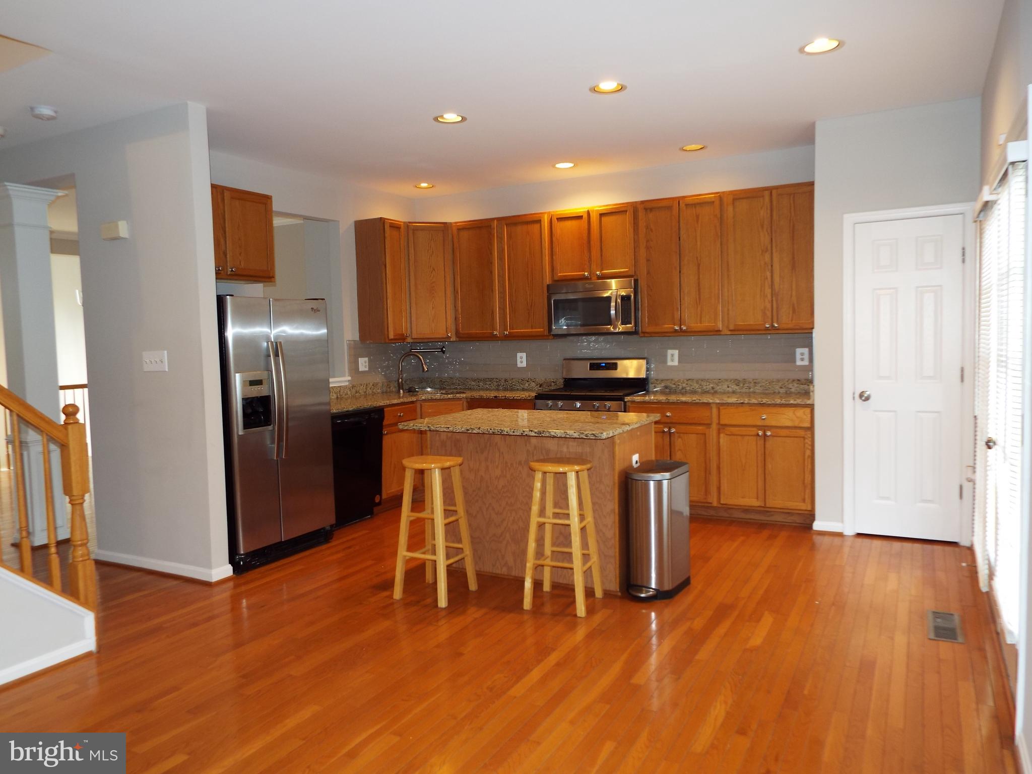 GREAT FALLS CHASE - Residential Lease