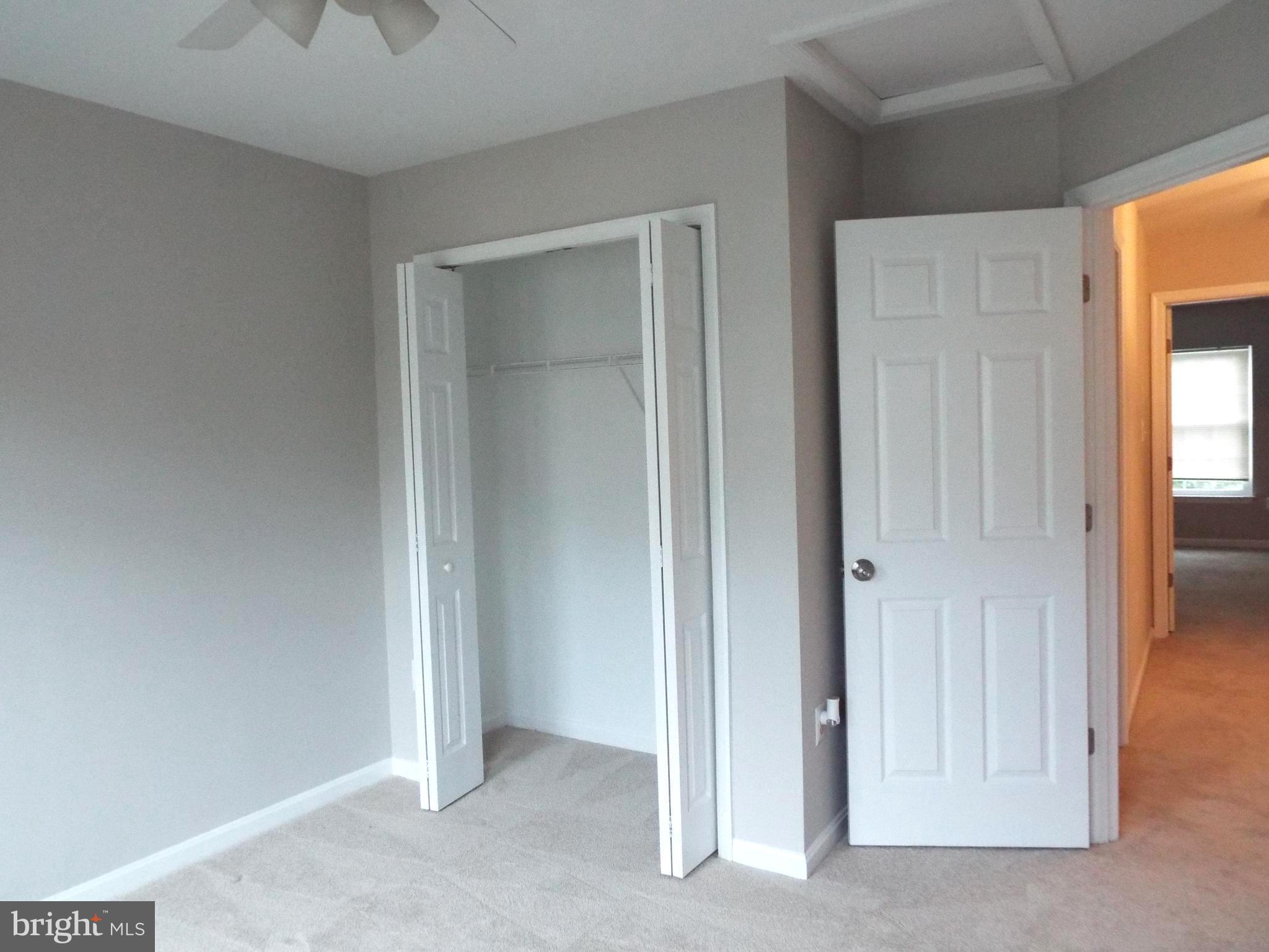 GREAT FALLS CHASE - Residential Lease