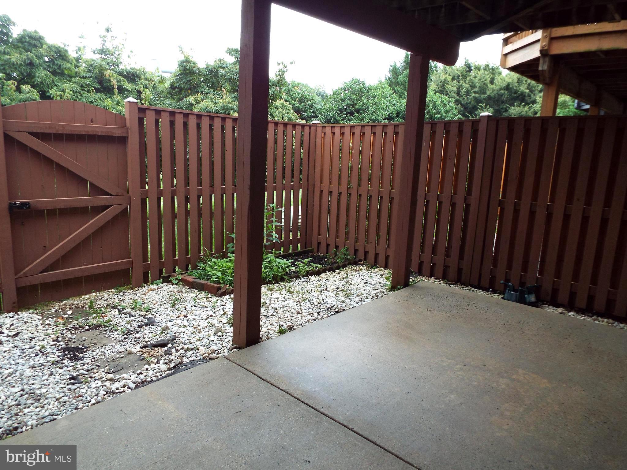 GREAT FALLS CHASE - Residential Lease