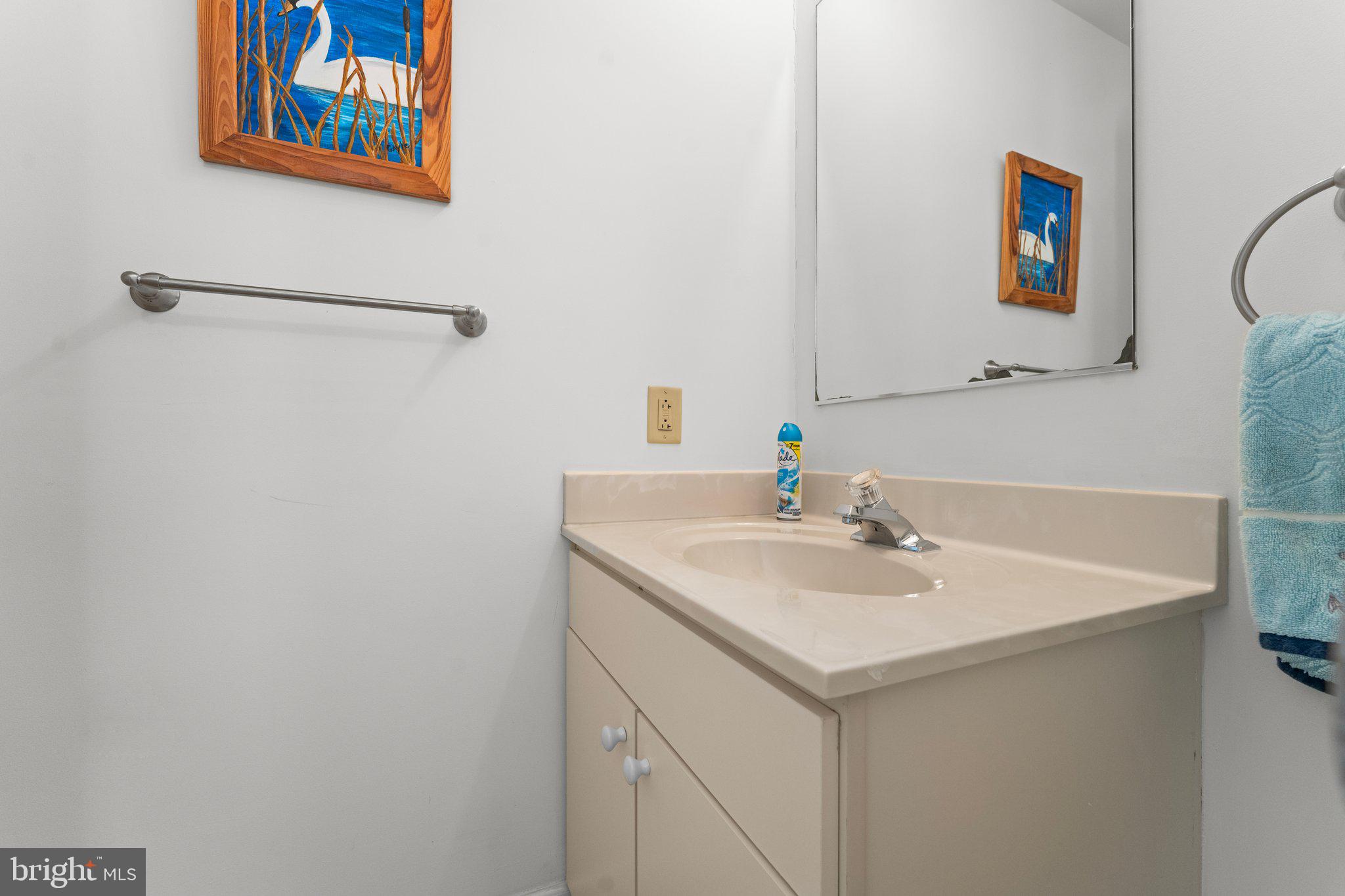 COLLEGE PARK II - Residential