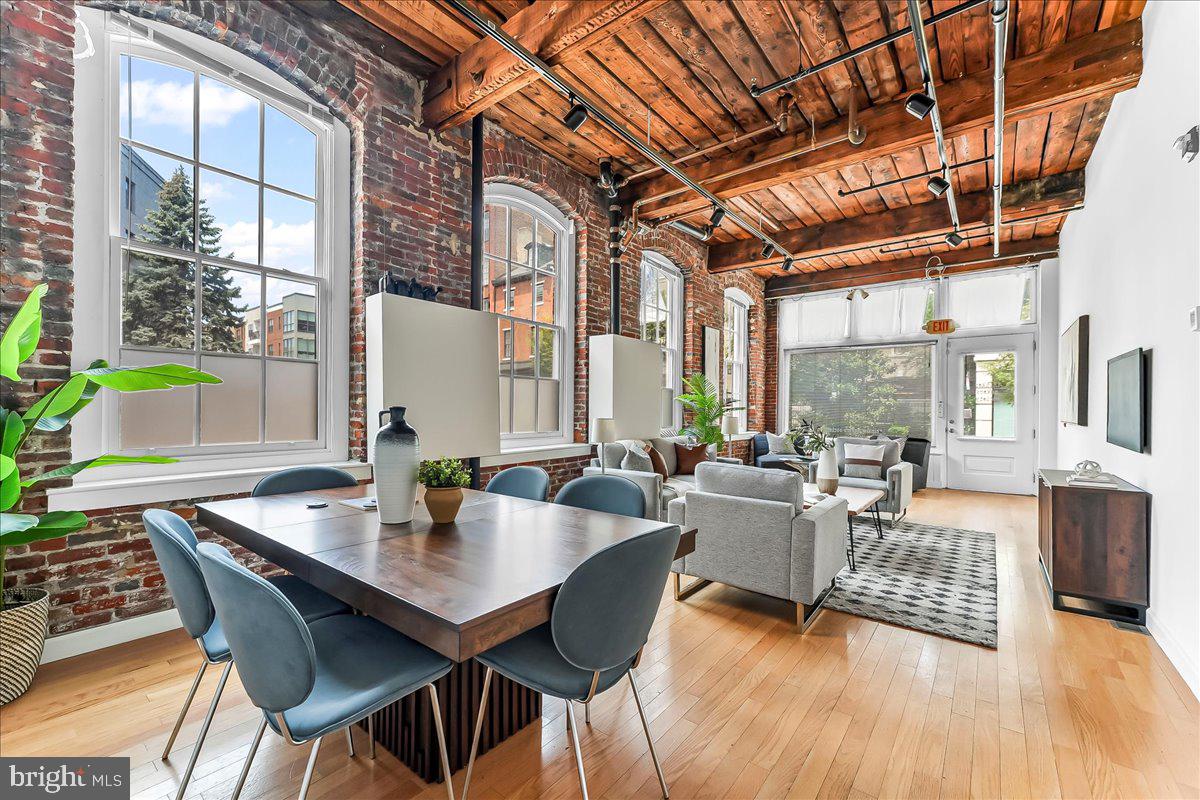 OLD CITY - Residential