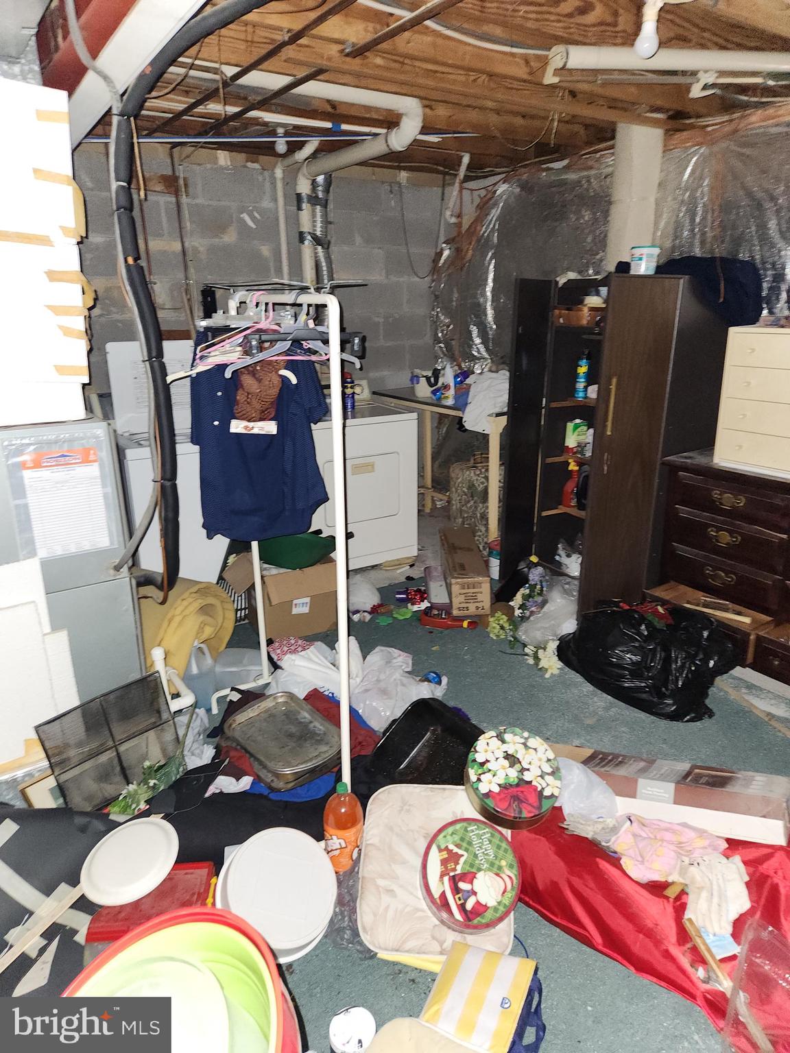 CLOVERFIELD MANOR - Residential