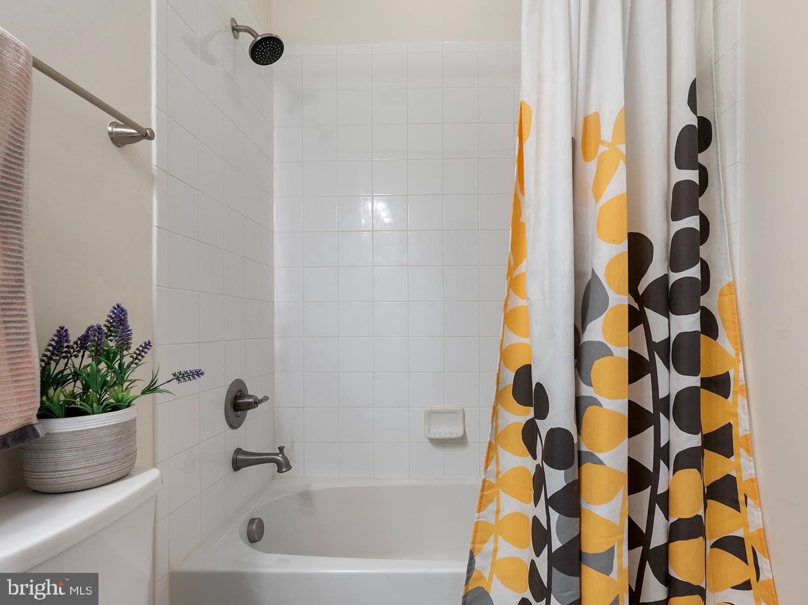 O'DONNELL SQUARE - Residential