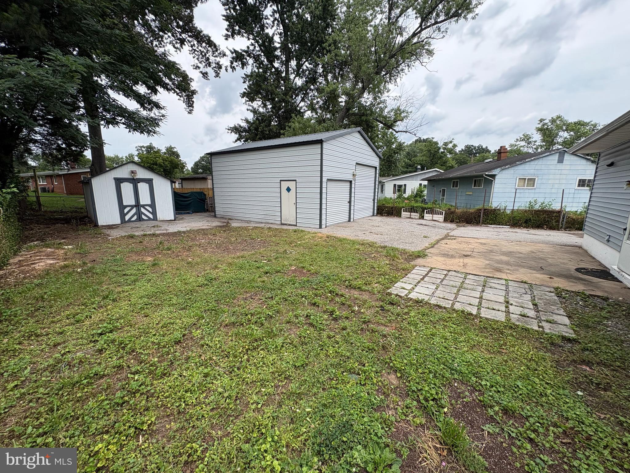 328 KING GEORGE DRIVE