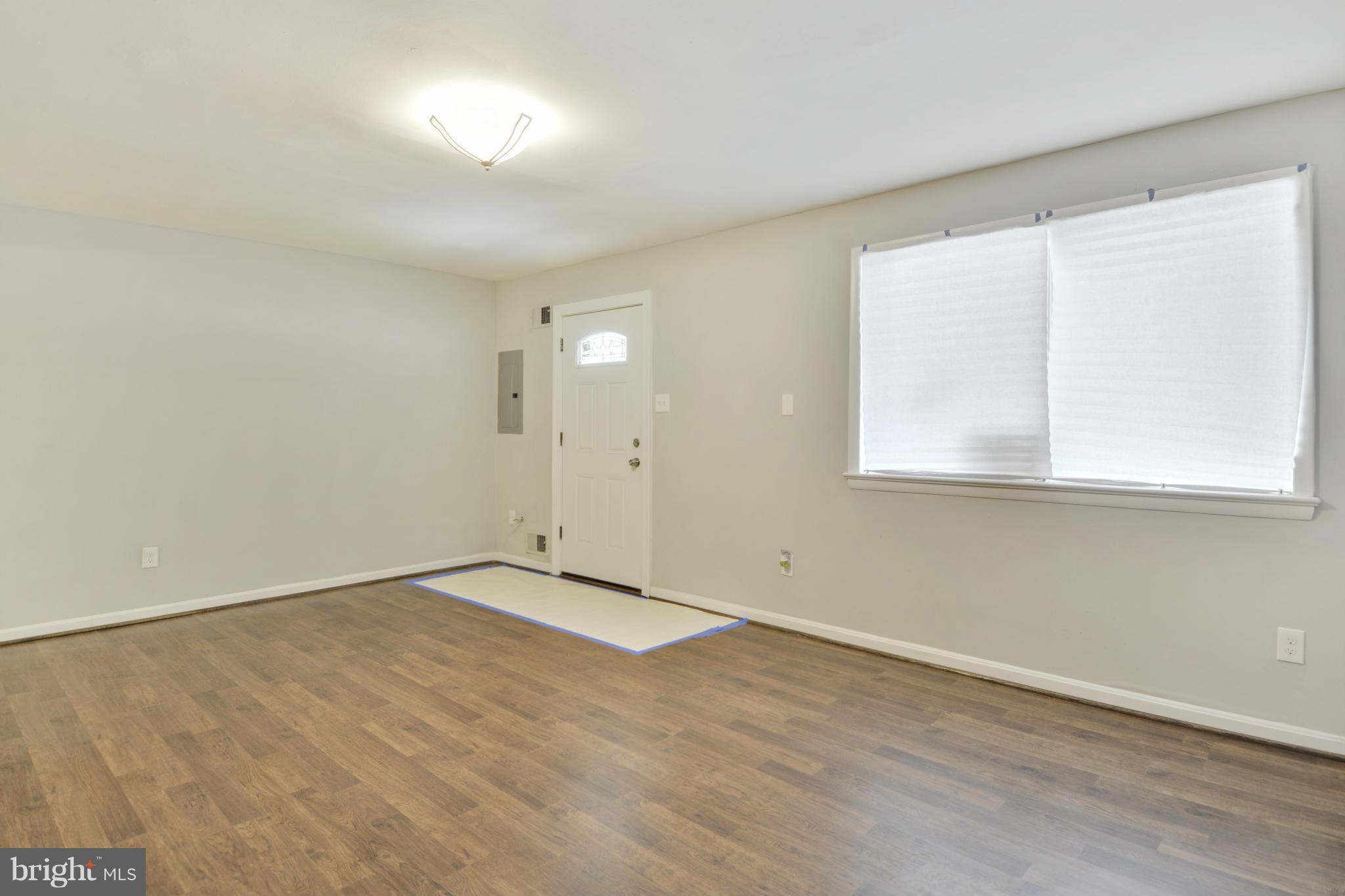 KENT VILLAGE - Residential