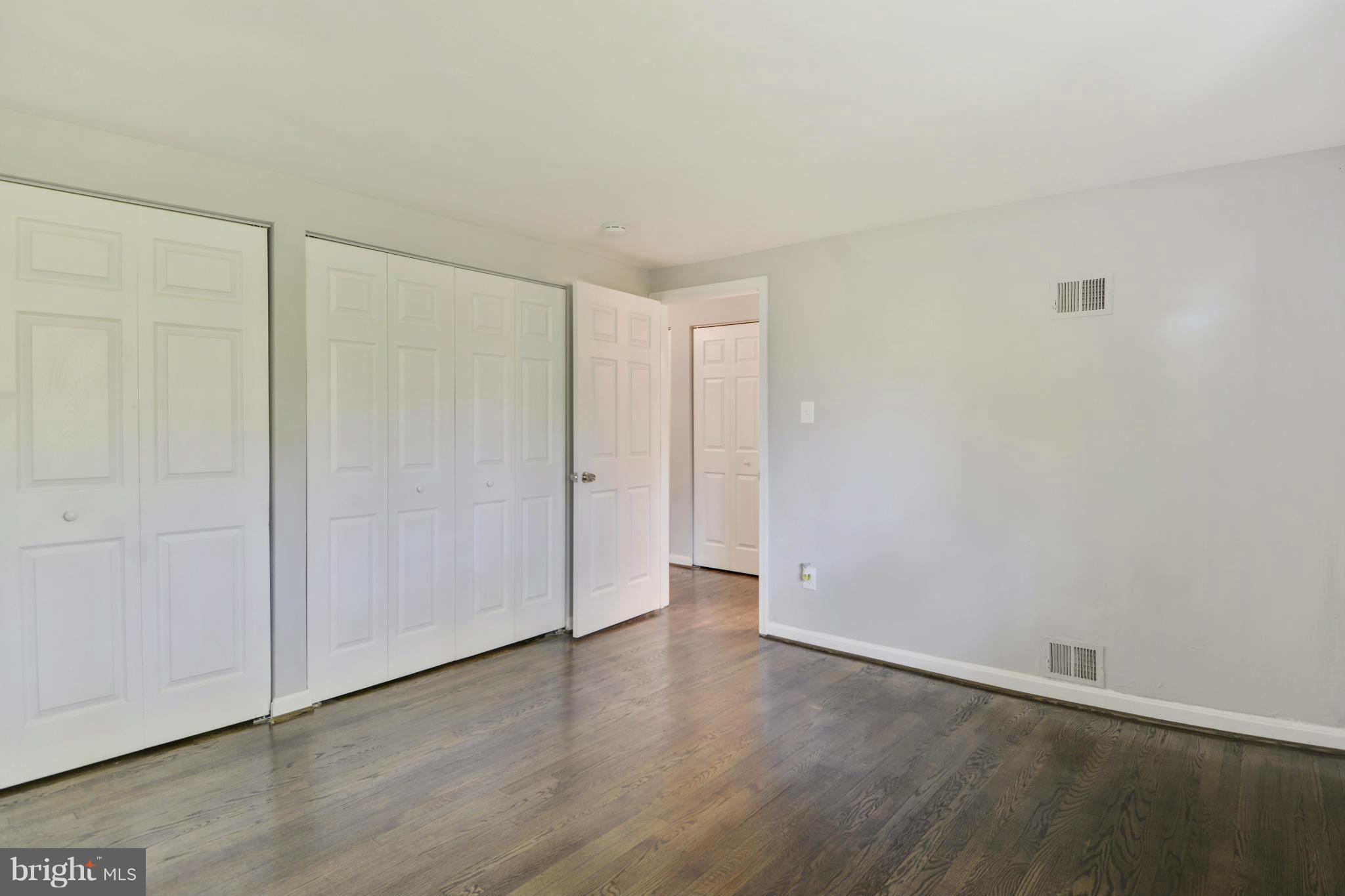 KENT VILLAGE - Residential