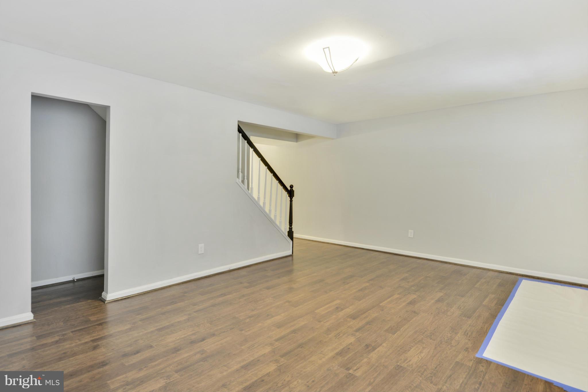 KENT VILLAGE - Residential