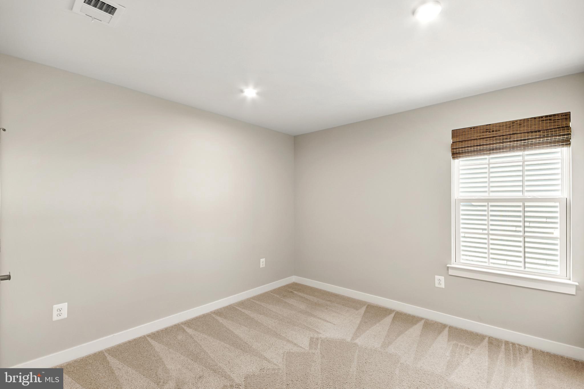 HOLLY RIDGE - Residential