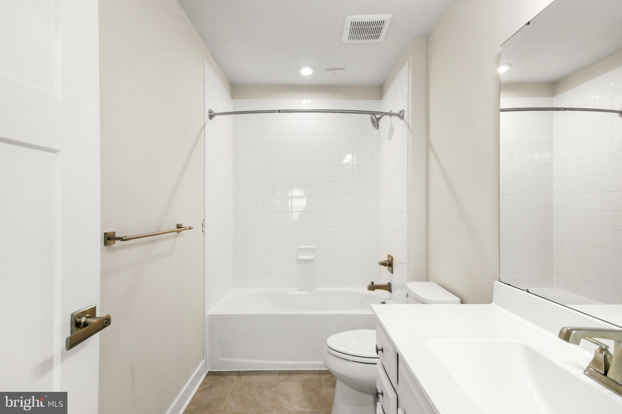 HOLLY RIDGE - Residential