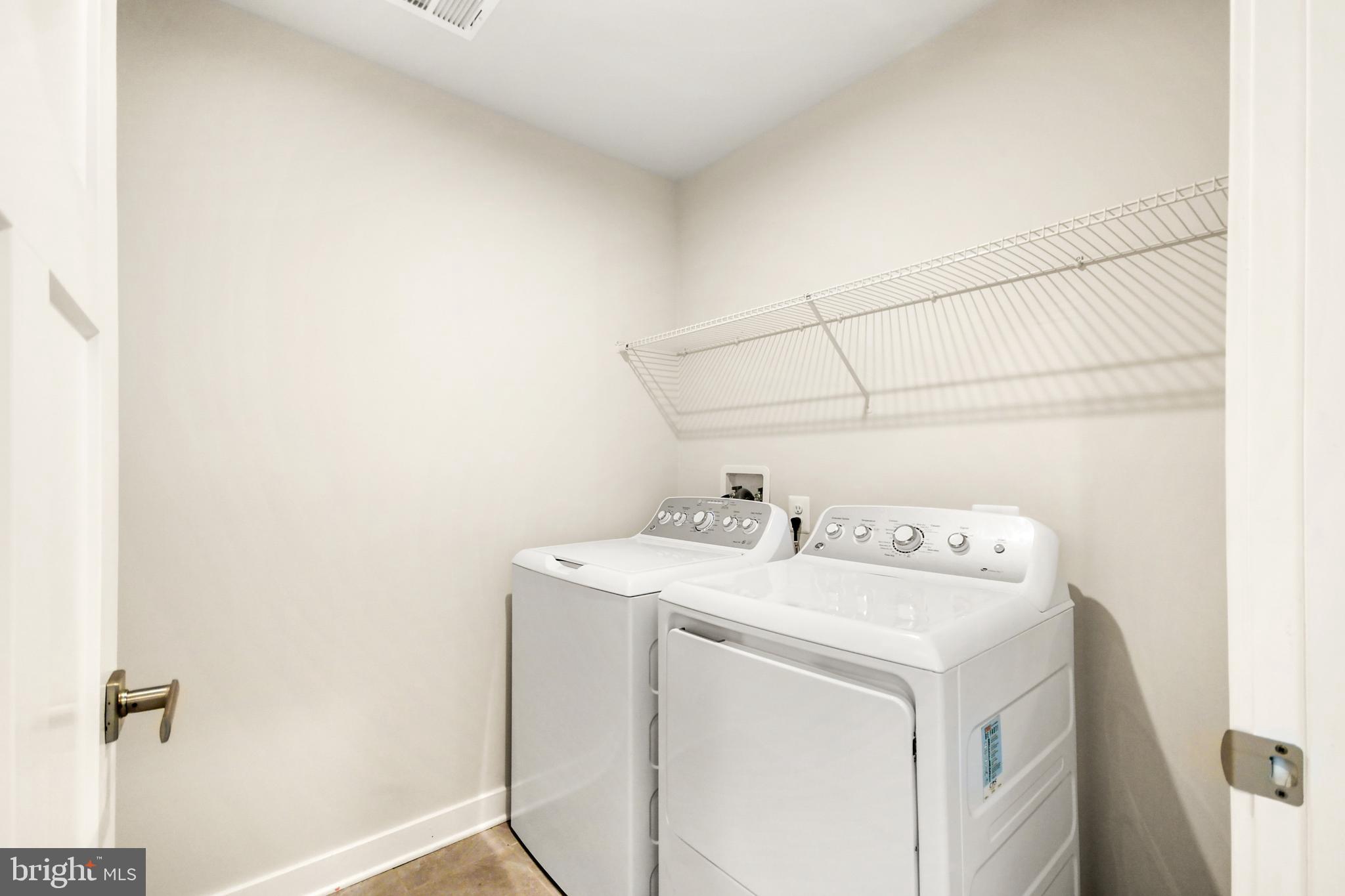 HOLLY RIDGE - Residential