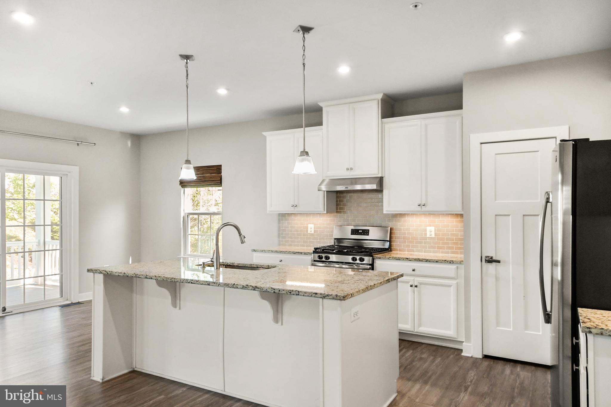 HOLLY RIDGE - Residential