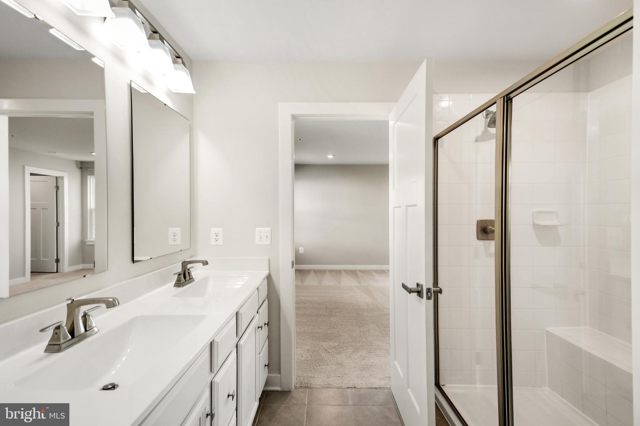 HOLLY RIDGE - Residential