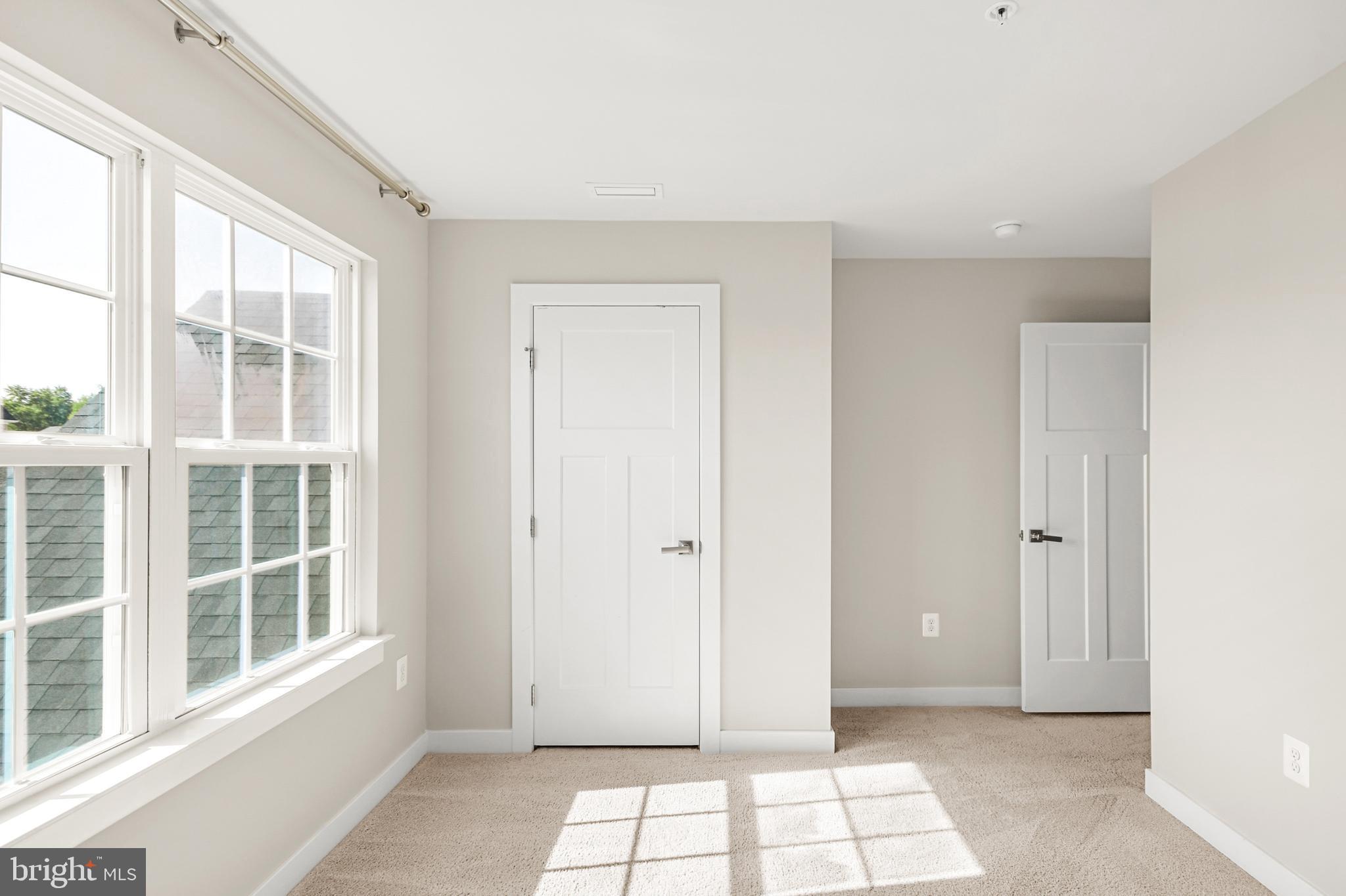 HOLLY RIDGE - Residential