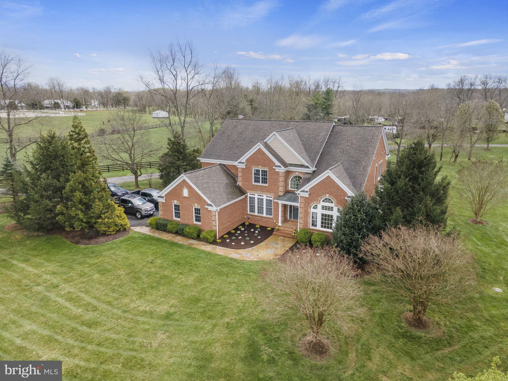 RED CEDAR - Residential