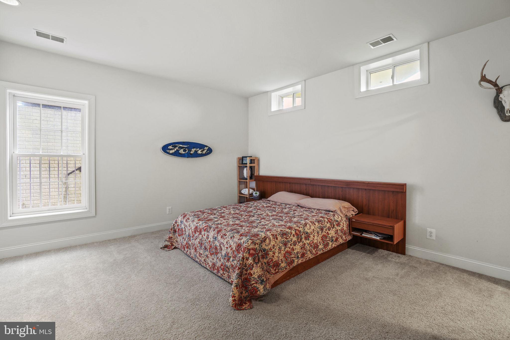 RED CEDAR - Residential