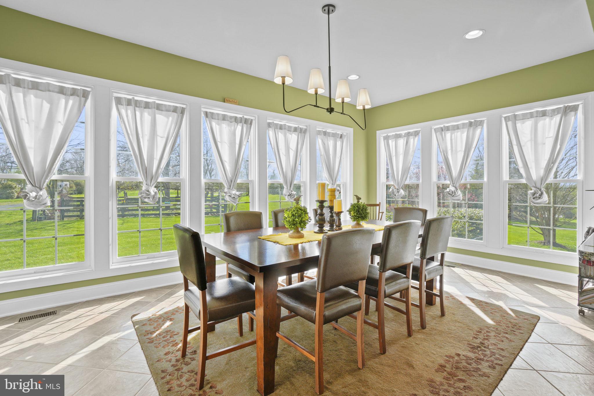 RED CEDAR - Residential