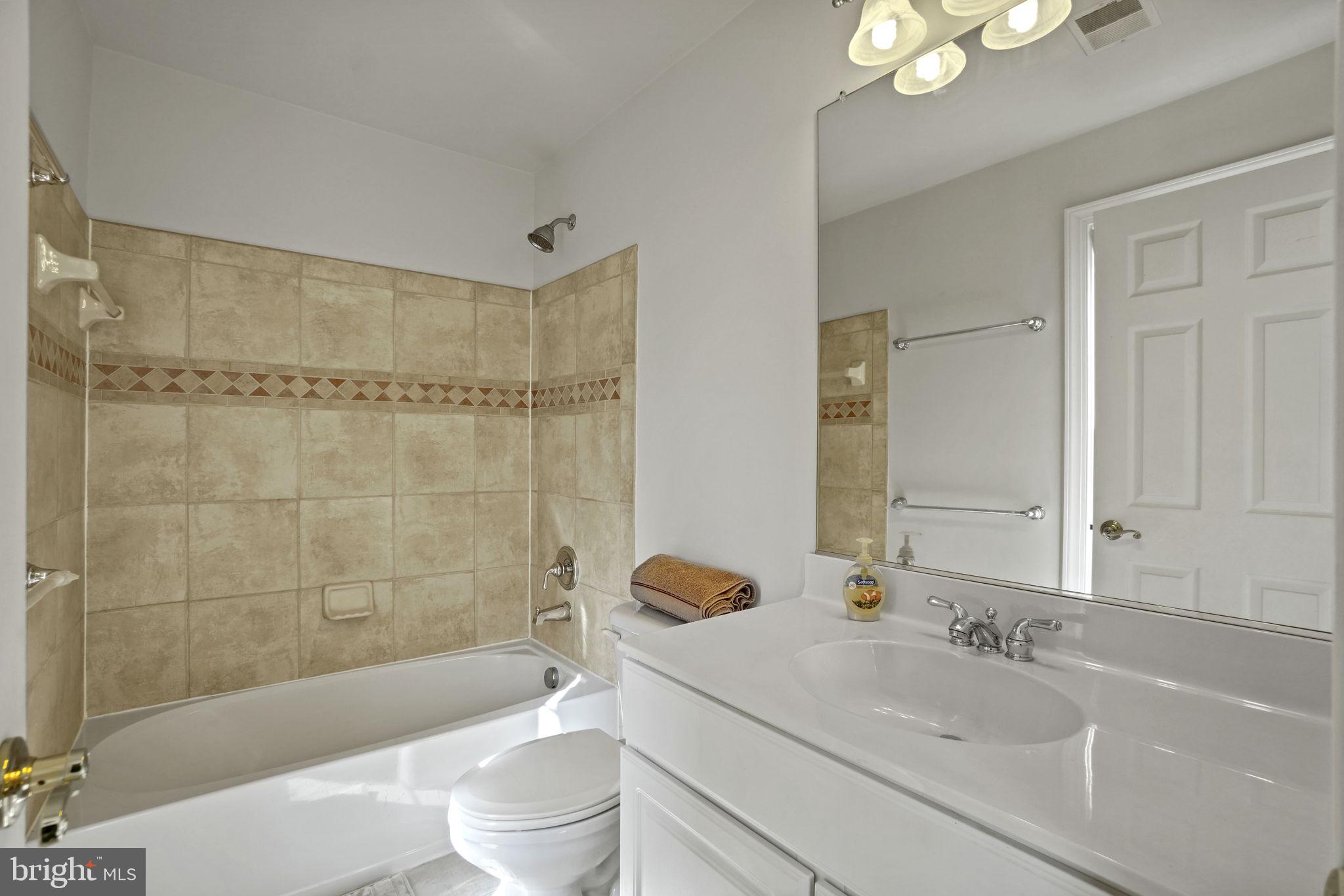 RED CEDAR - Residential