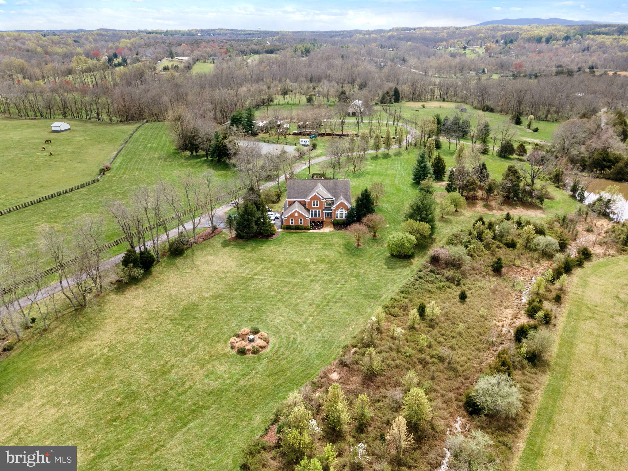 RED CEDAR - Residential