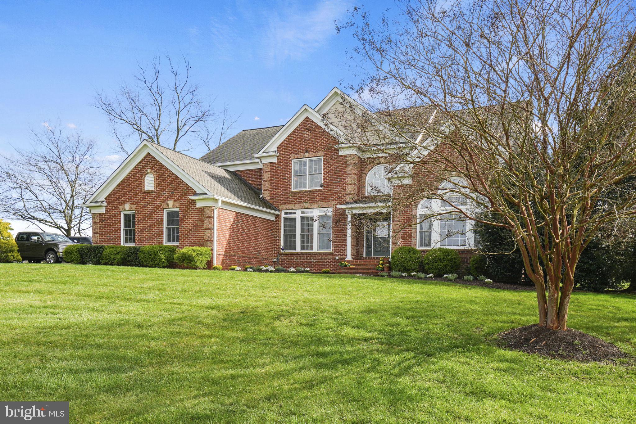 RED CEDAR - Residential