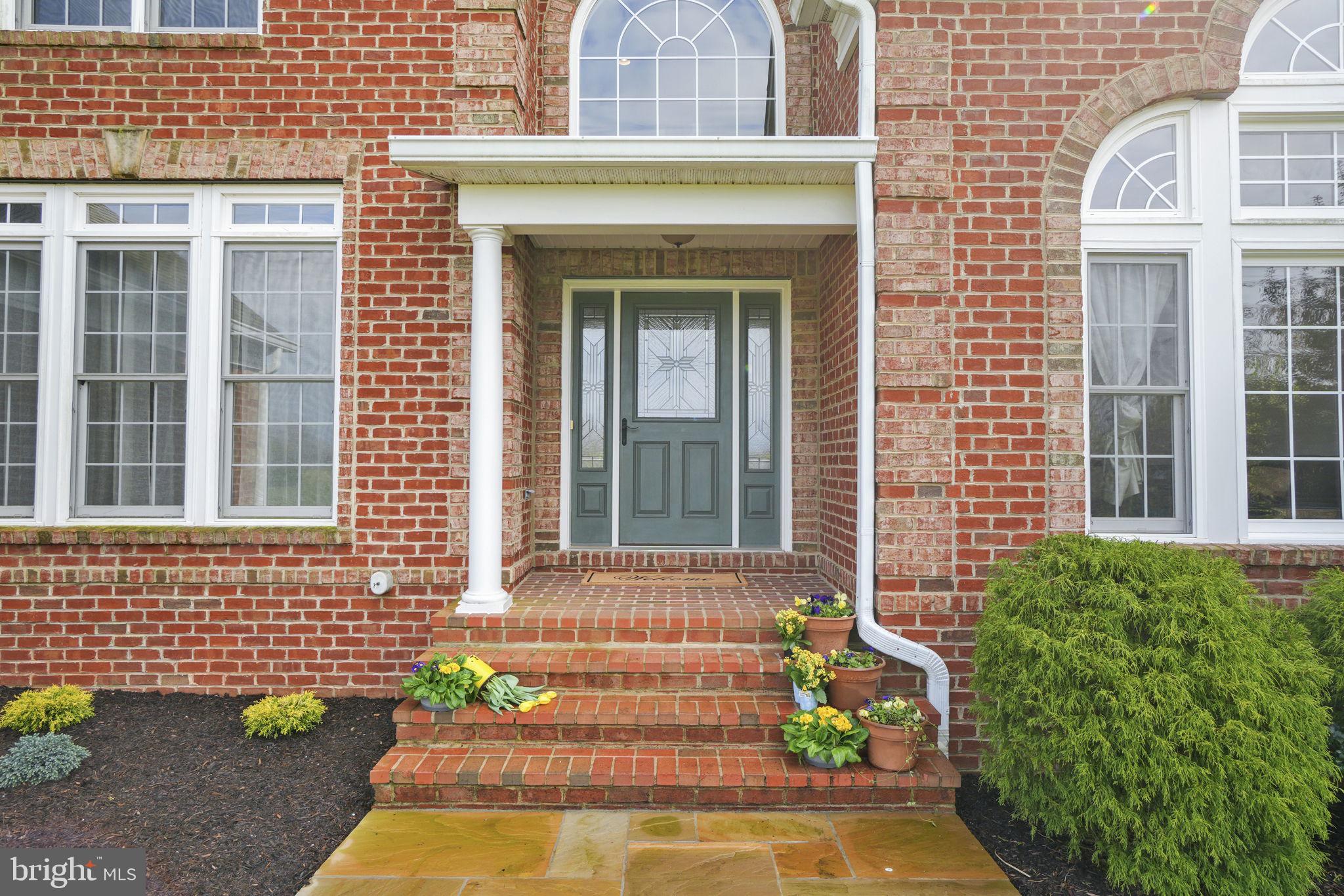 RED CEDAR - Residential