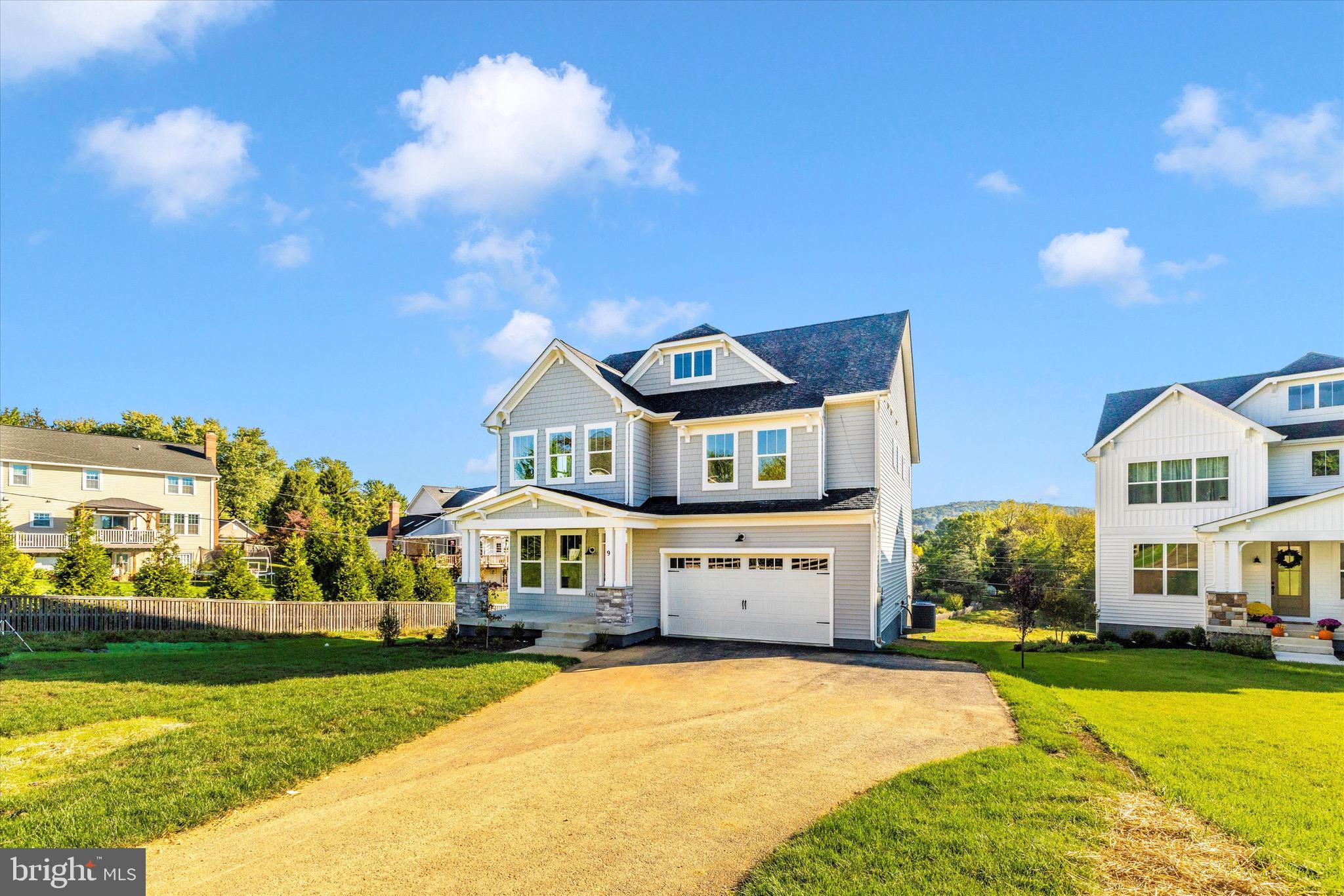 9 FOX ROCK DRIVE