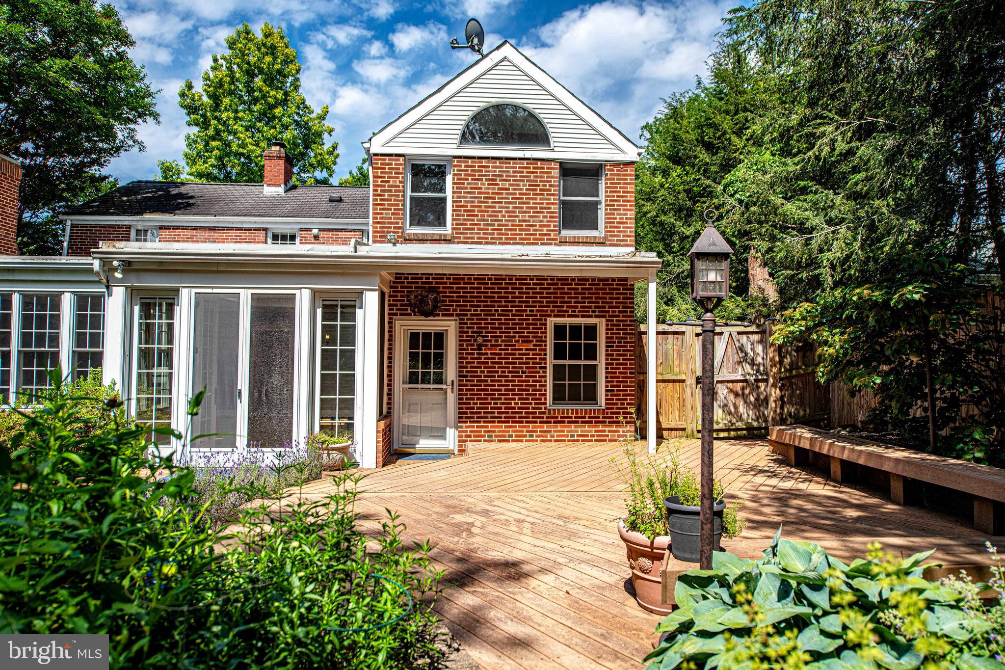 WEST TOWSON - Residential