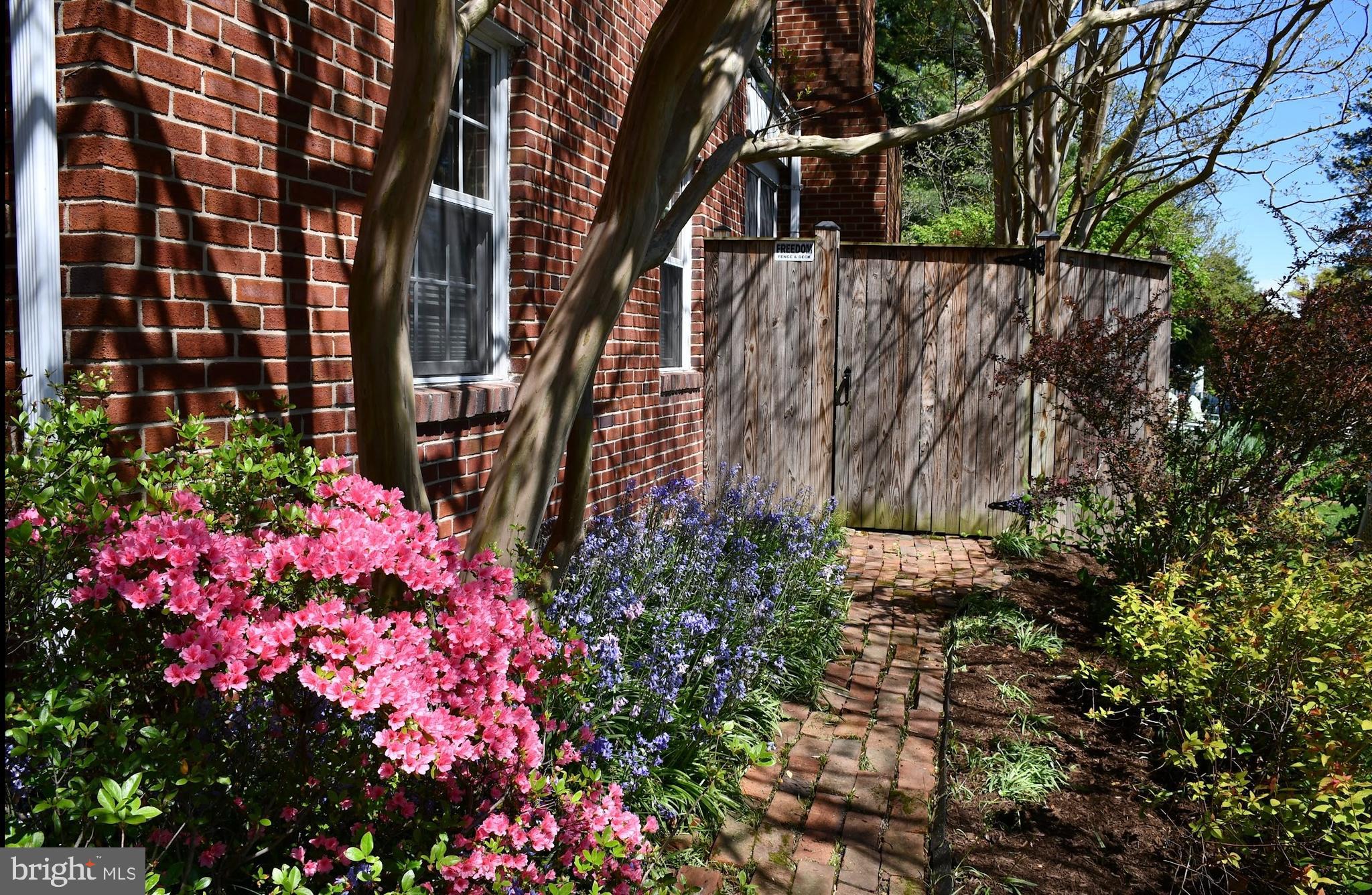 WEST TOWSON - Residential