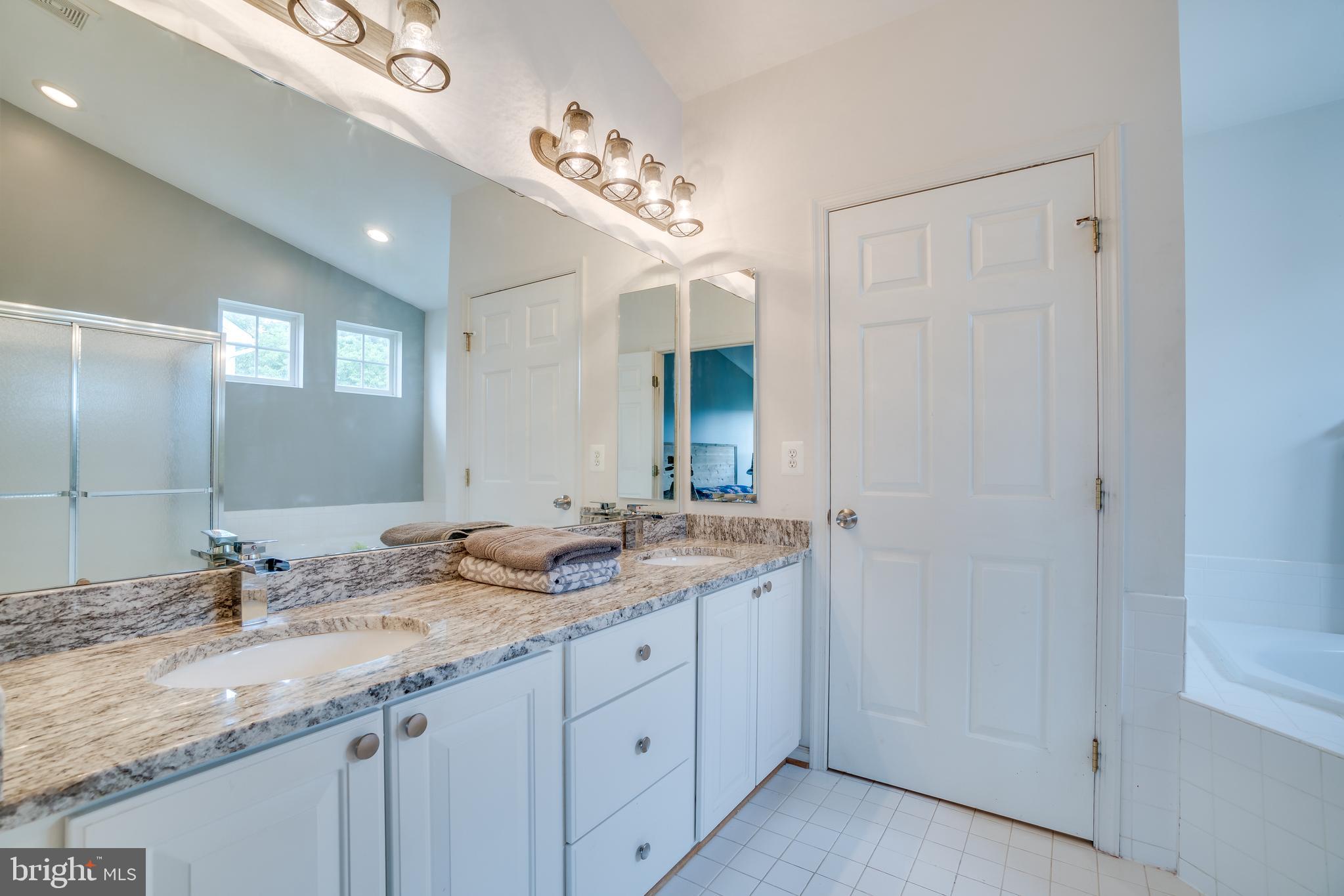 RIDGES OF WARRENTON - Residential