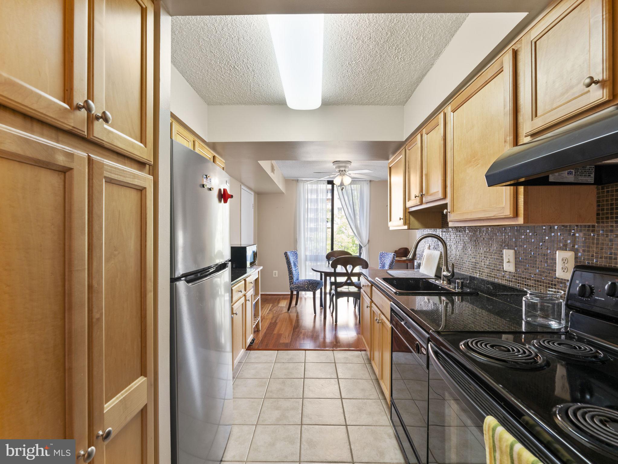 CENTURY SOUTH - Residential Lease