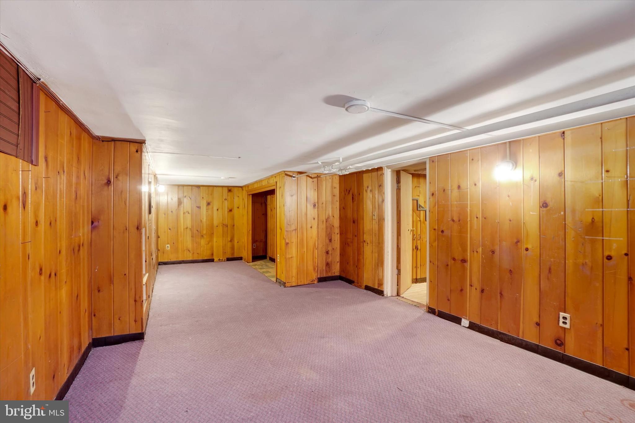 HOLLYWOOD HEIGHTS - Residential