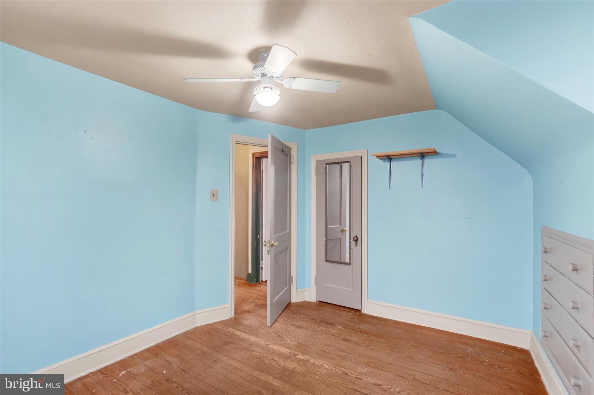 HOLLYWOOD HEIGHTS - Residential