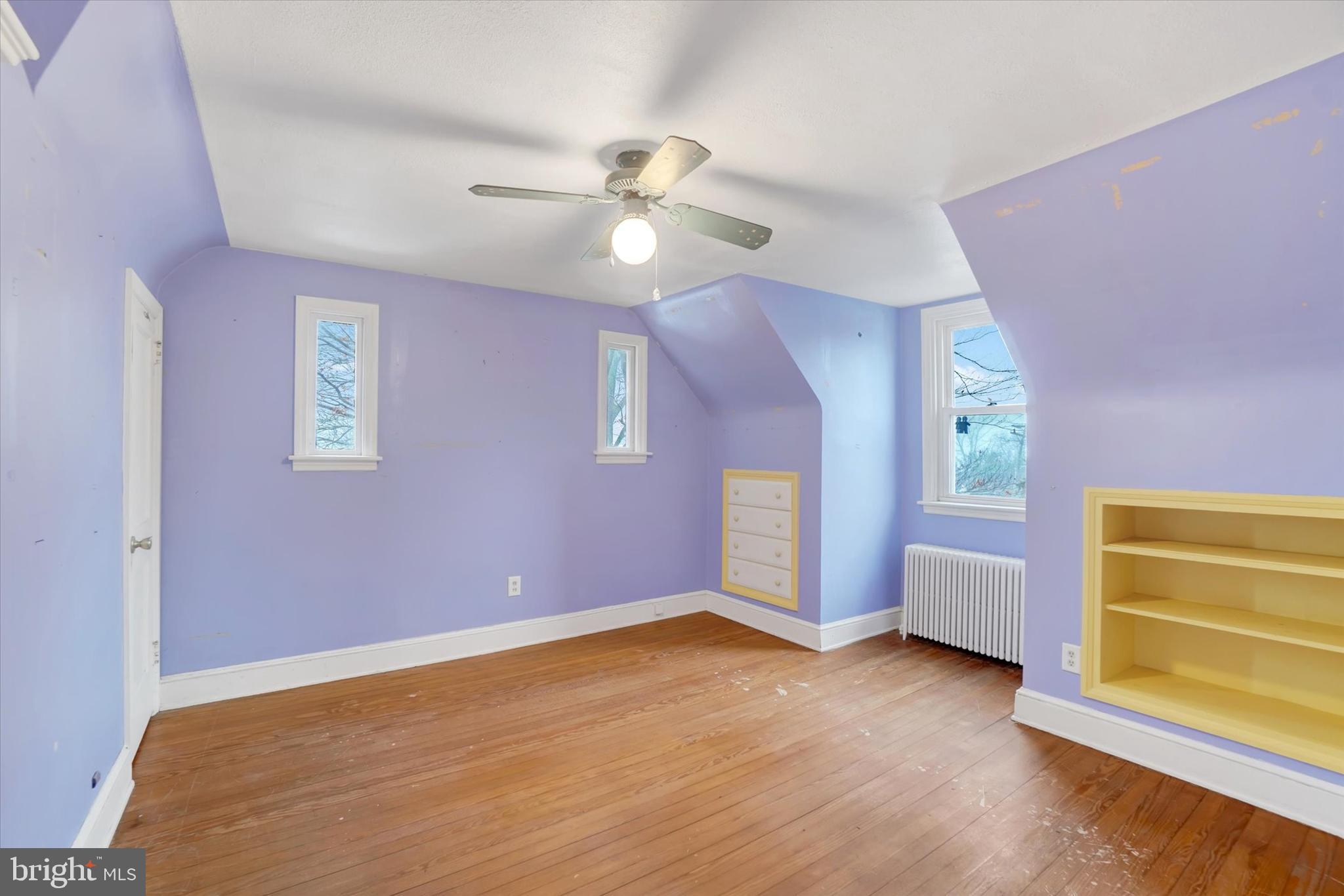 HOLLYWOOD HEIGHTS - Residential