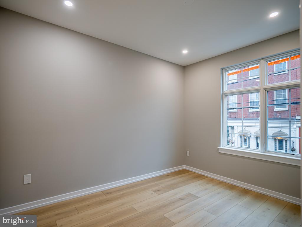 BELLA VISTA - Residential Lease