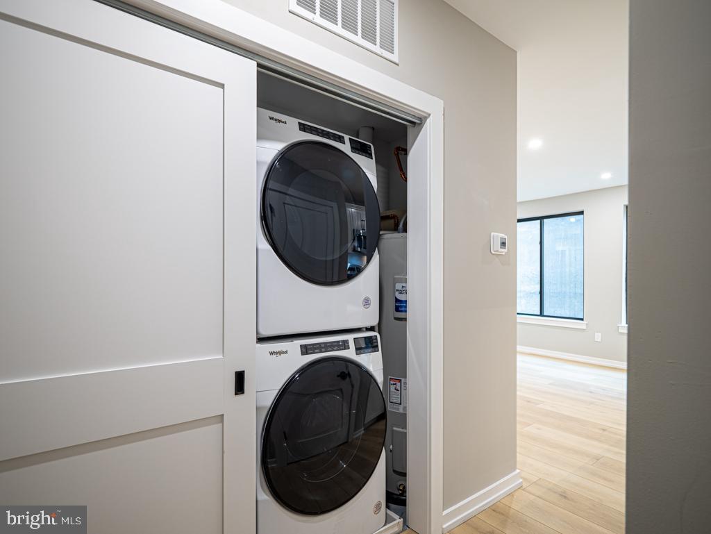 BELLA VISTA - Residential Lease