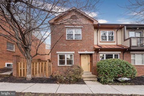 1103 N VERNON STREET ARLINGTON VA 22201