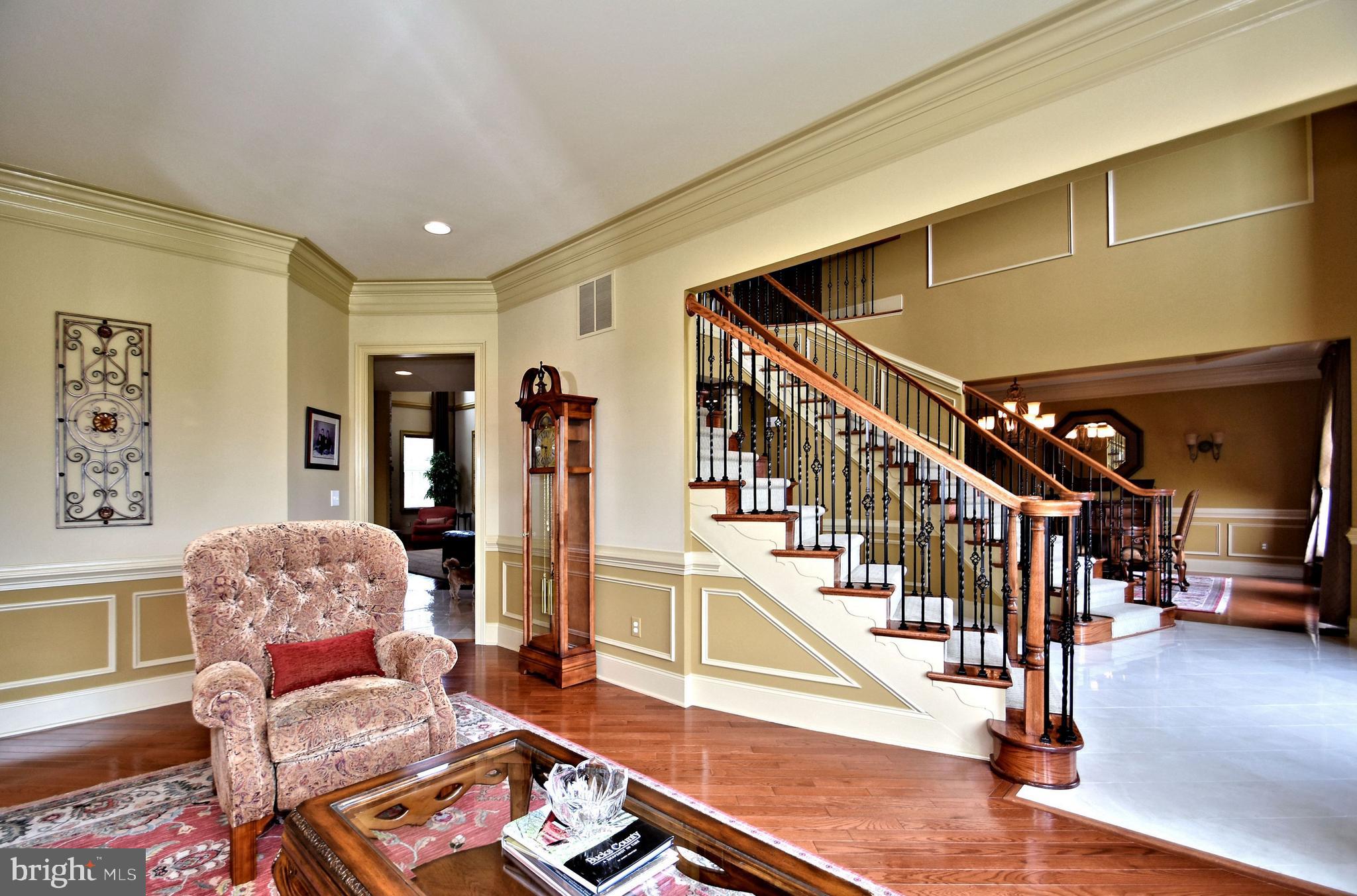 DUTCHESS FARM ESTS - Residential