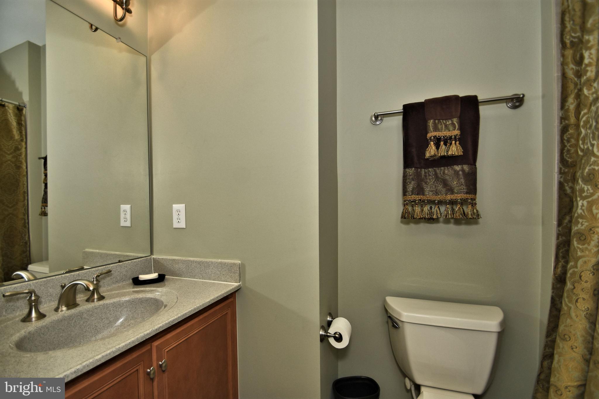 DUTCHESS FARM ESTS - Residential