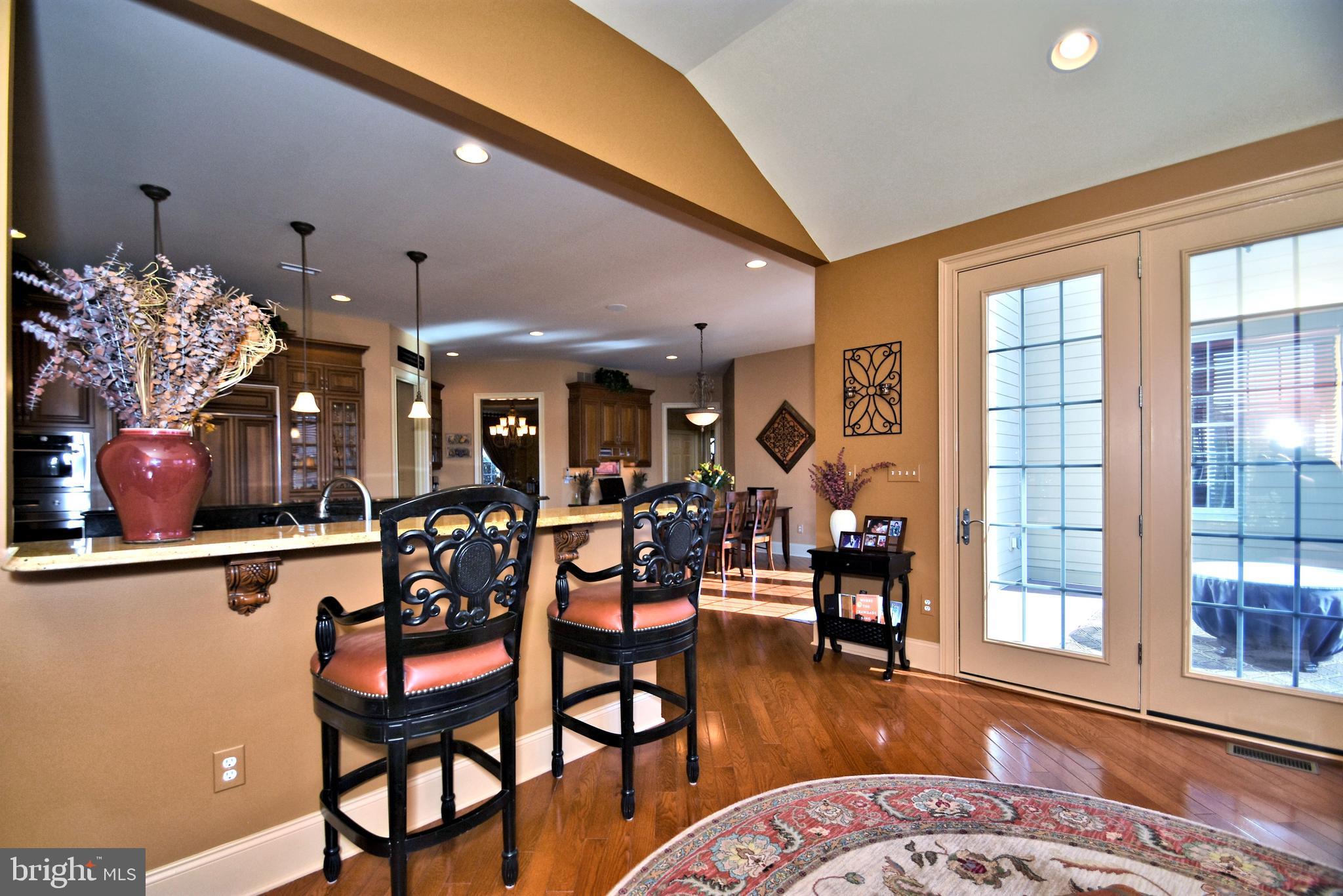 DUTCHESS FARM ESTS - Residential